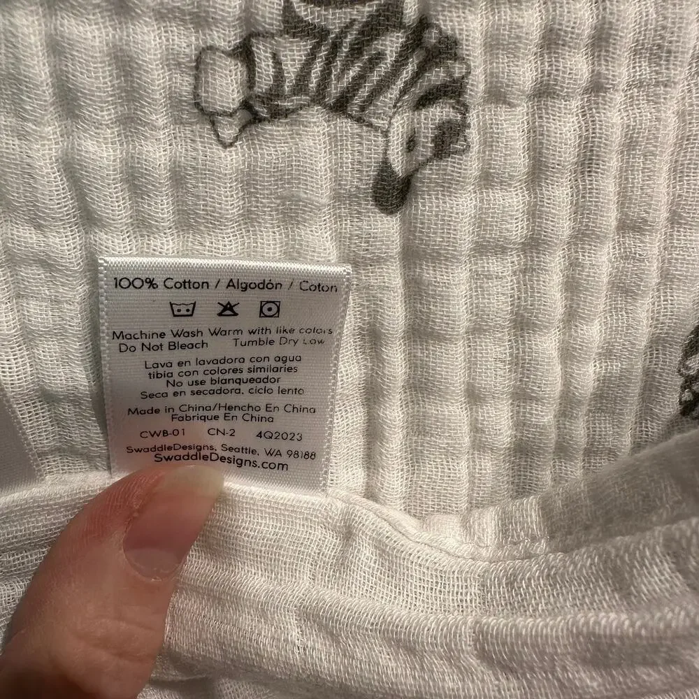 Amazing Baby Newborn Swaddle Muslin Zebra Print Nursery Premium Cotton